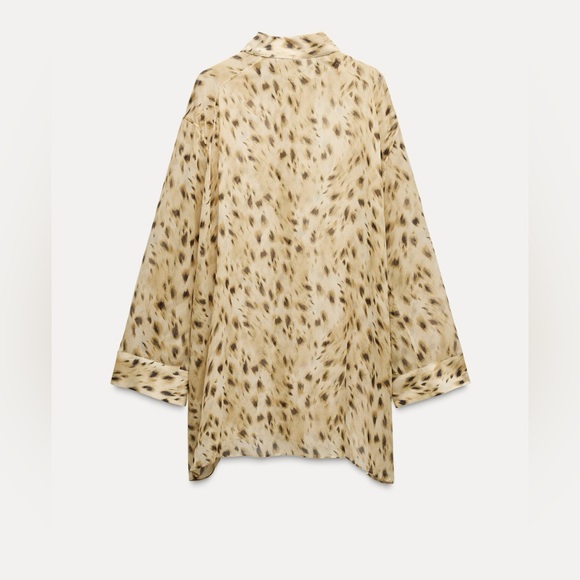 INDEFEIR Studios Cheeta Print Top. New with tags. So sleek! Must have for fall - Picture 2 of 7